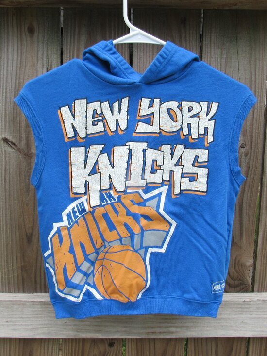 Cotton On Other - NBA-branded New York Knicks Cotton-On Kid Size 8 Sleeveless Hoodie Pullover Vest